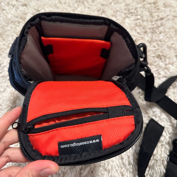 Case Logic Camera Case - Picture 2 of 8